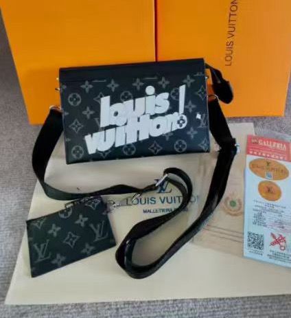 Premium Designer-Inspired Shoulder Bag