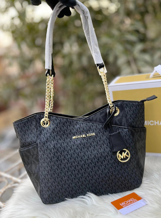 Michael Kors Jet Set Tote Bag in Black
