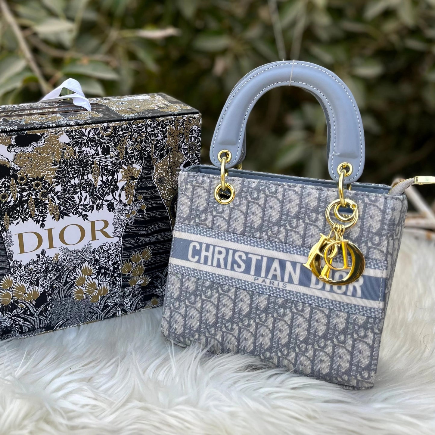 Christian Dior Embroidery Hand Bag