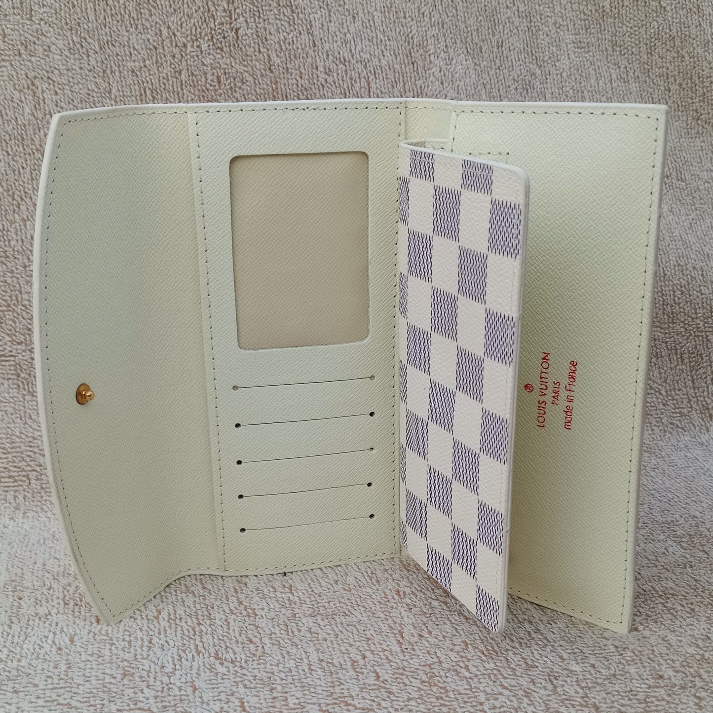 Couple Wallet Design