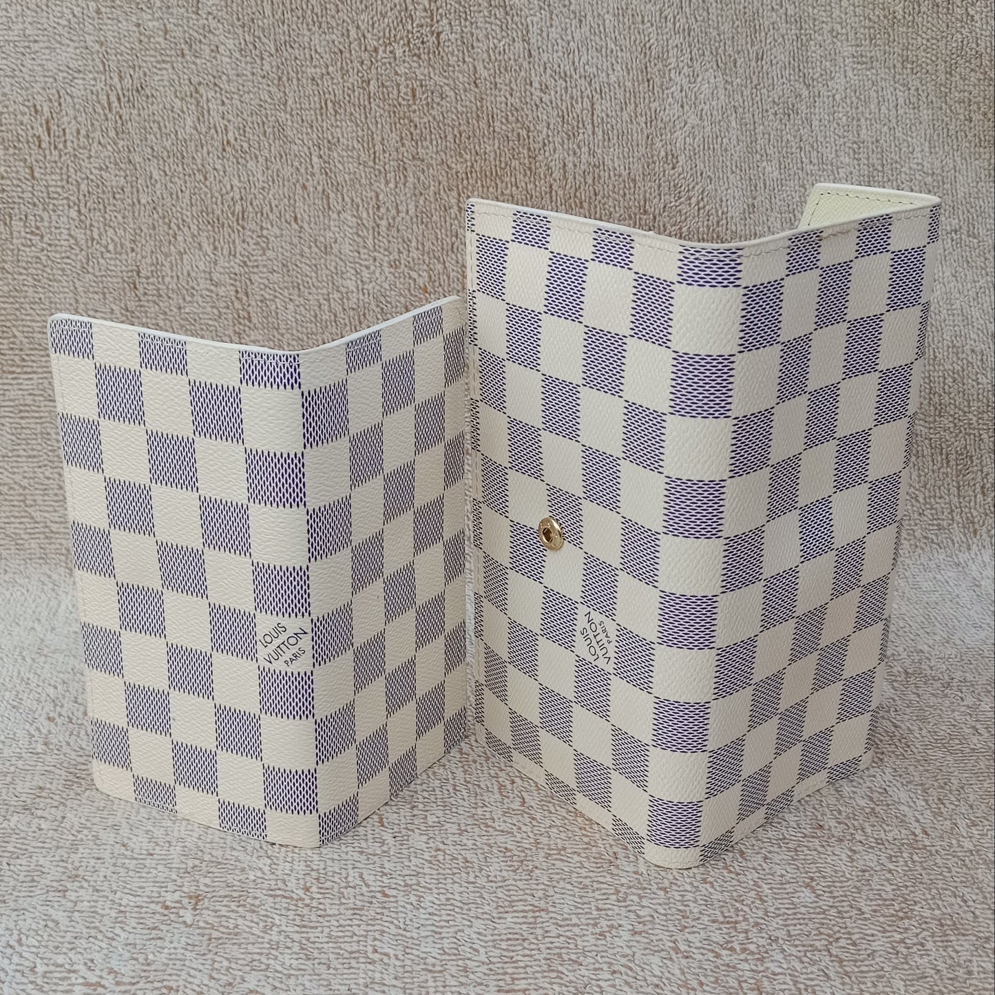 Couple Wallet Design