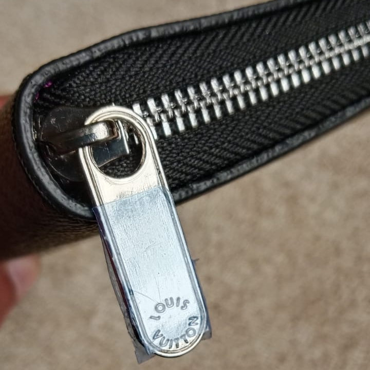 Designer Full Zip Ladies Wallet Medium