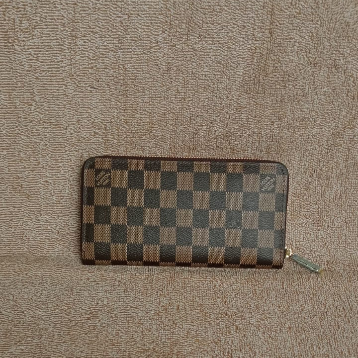 Designer Full Zip Ladies Wallet Medium