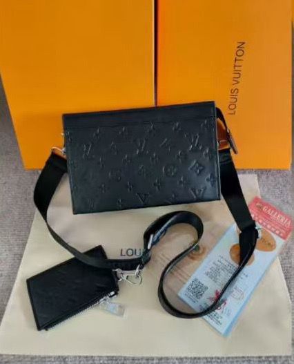 Premium Designer-Inspired Shoulder Bag Black