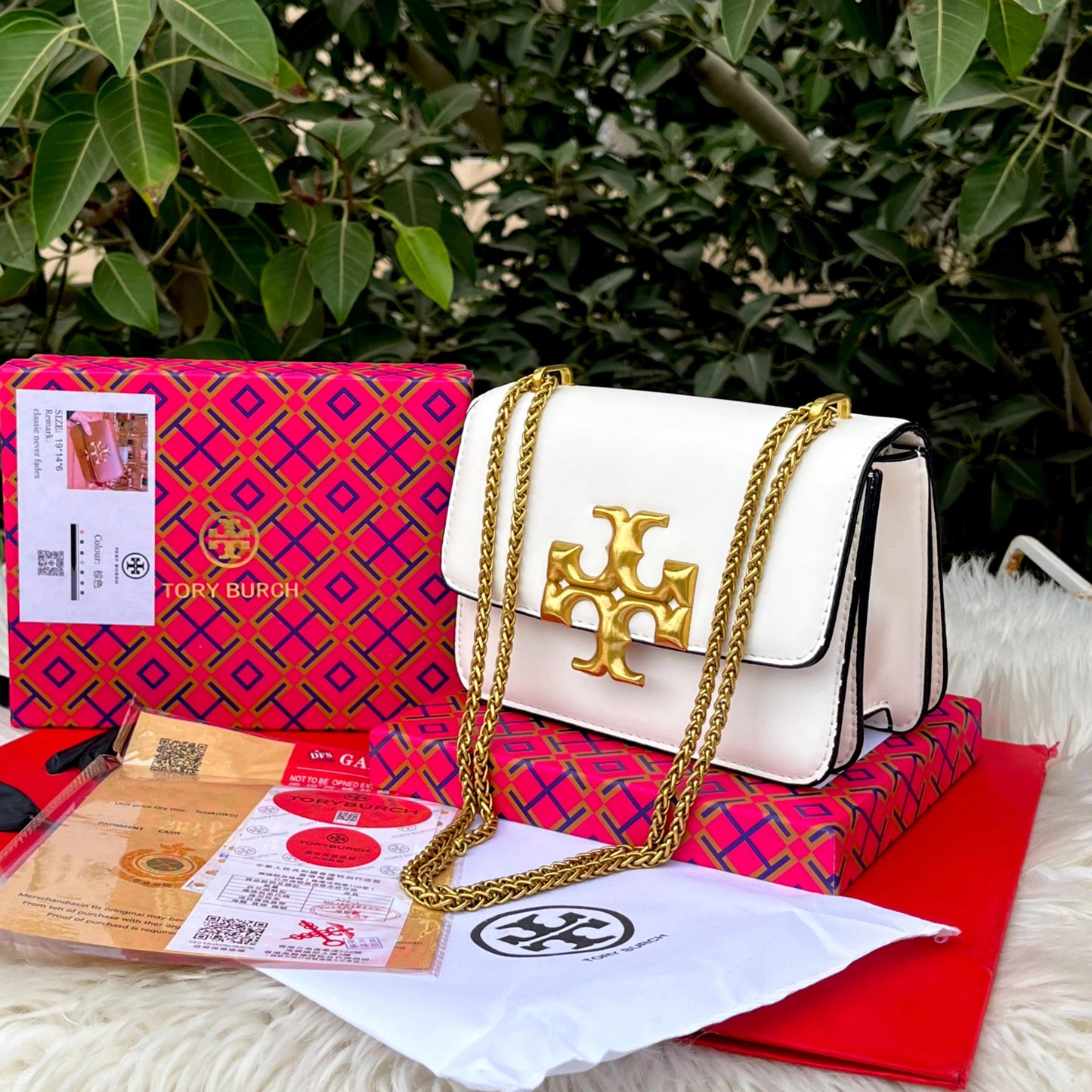 Tory Burch Eleanor Shoulder Bag (White)