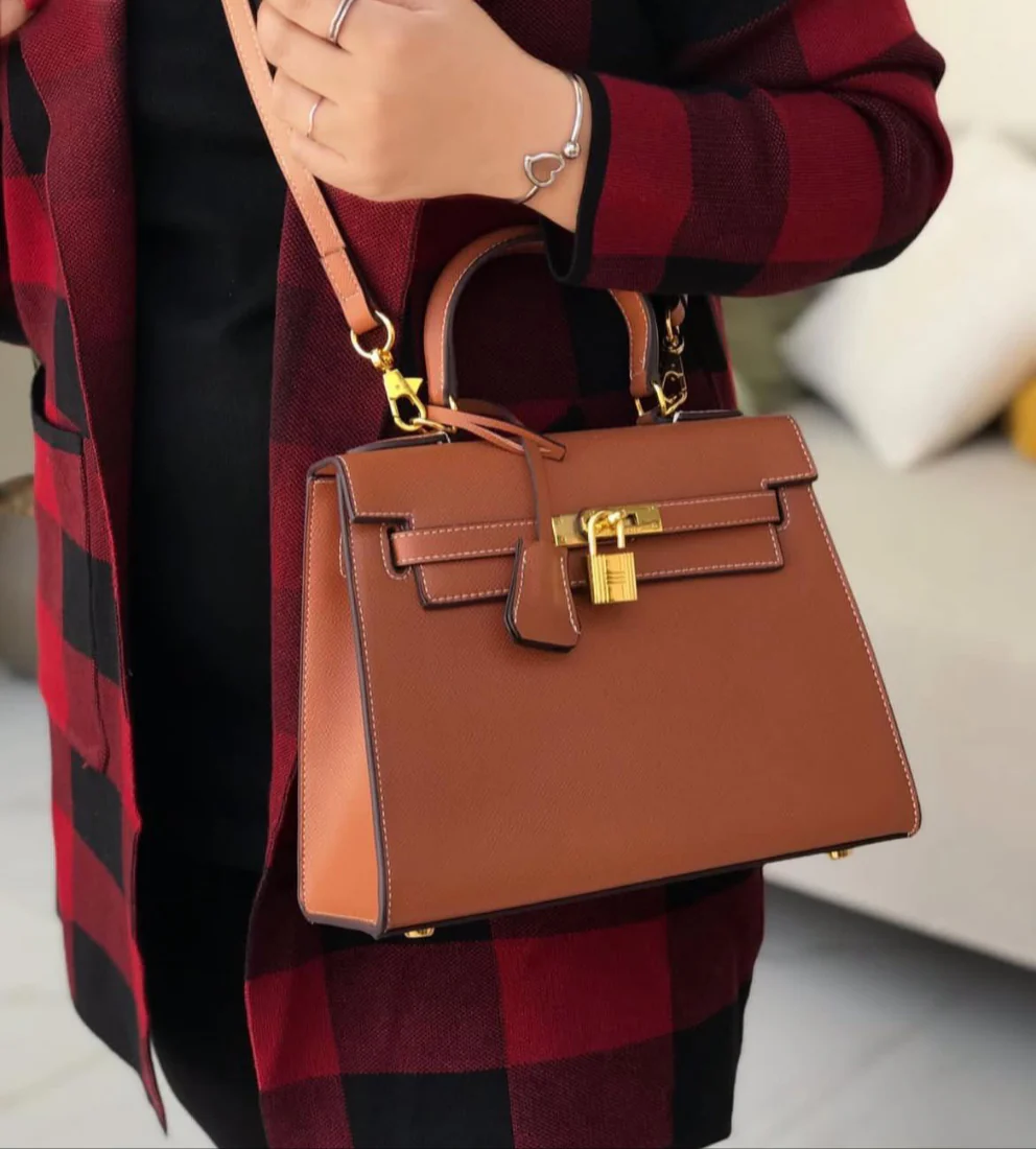 Hermes Kelly 25 Handbag (Brown)