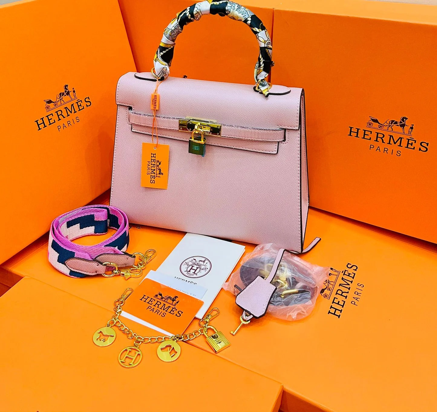 Hermes Kelly 25 Handbag (Pink)