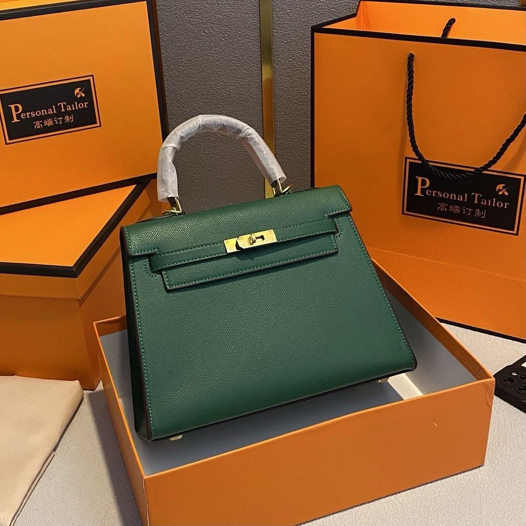 Hermes Kelly 25 Handbag Green