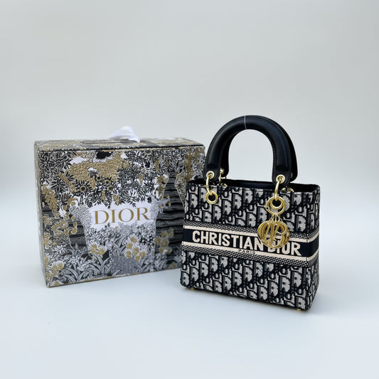 Christian Dior Embroidery Hand Bag