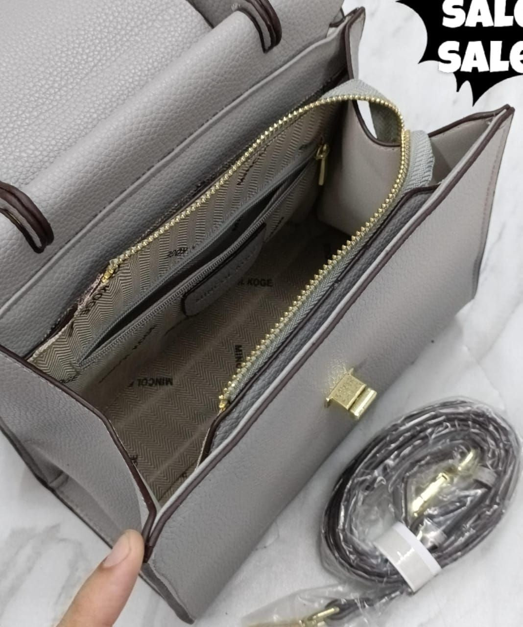 Hermès Leather Handbag