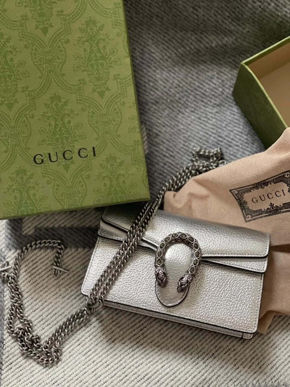 Gucci Mini Dionysus Bag (Silver)