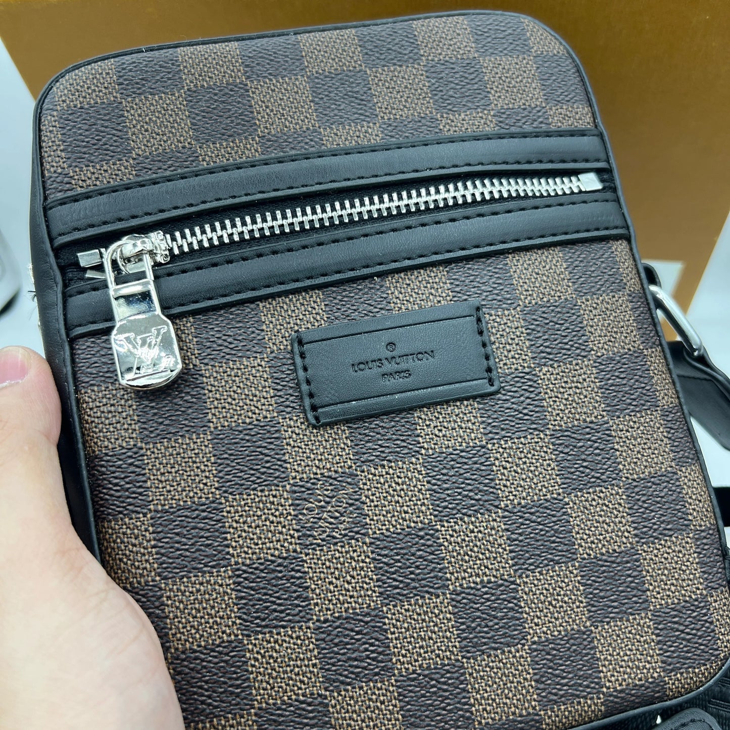 Trendy Unisex Crossbody Travel Bag