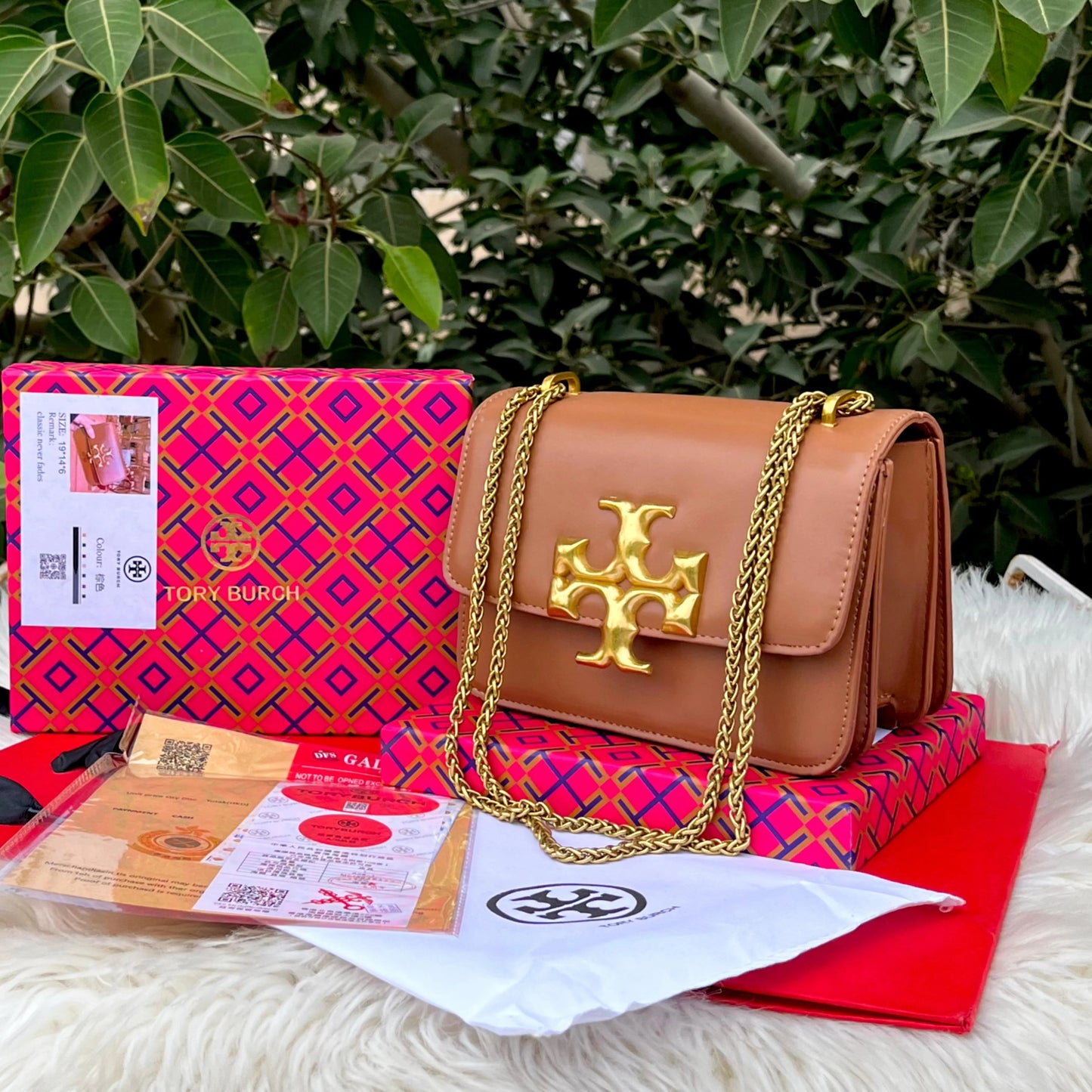 Tory Burch Eleanor Shoulder Bag (Brown)